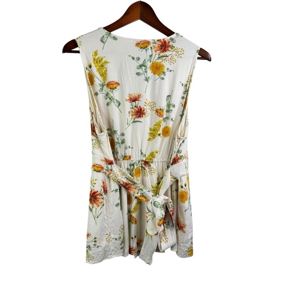 Torrid Rayon Slub Button Up With Waist Detail Peplum Floral Tank Top Size Large - Picture 10 of 13